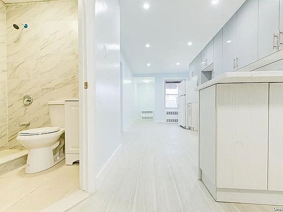 2nd image of 1132 E 105th St Floor 1