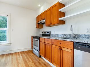 7 Fletcher Pl APT 2, Burlington, VT 05401