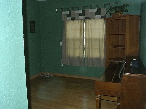 3rd image of 5033 Brian Blvd