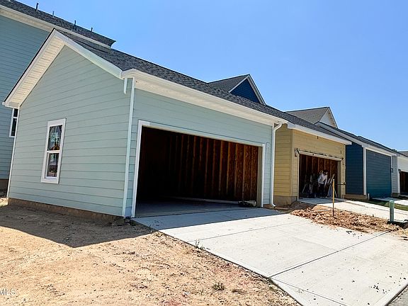 5th image of 1800 Lumineer Ln