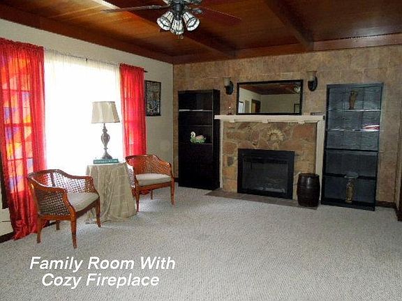 2nd image of 3011 Marigold Ave