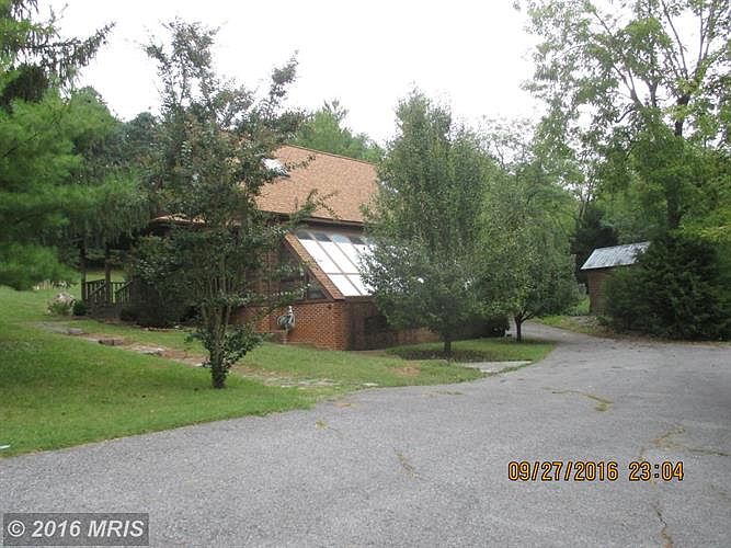 1st image of 581 Kerfoot Ave