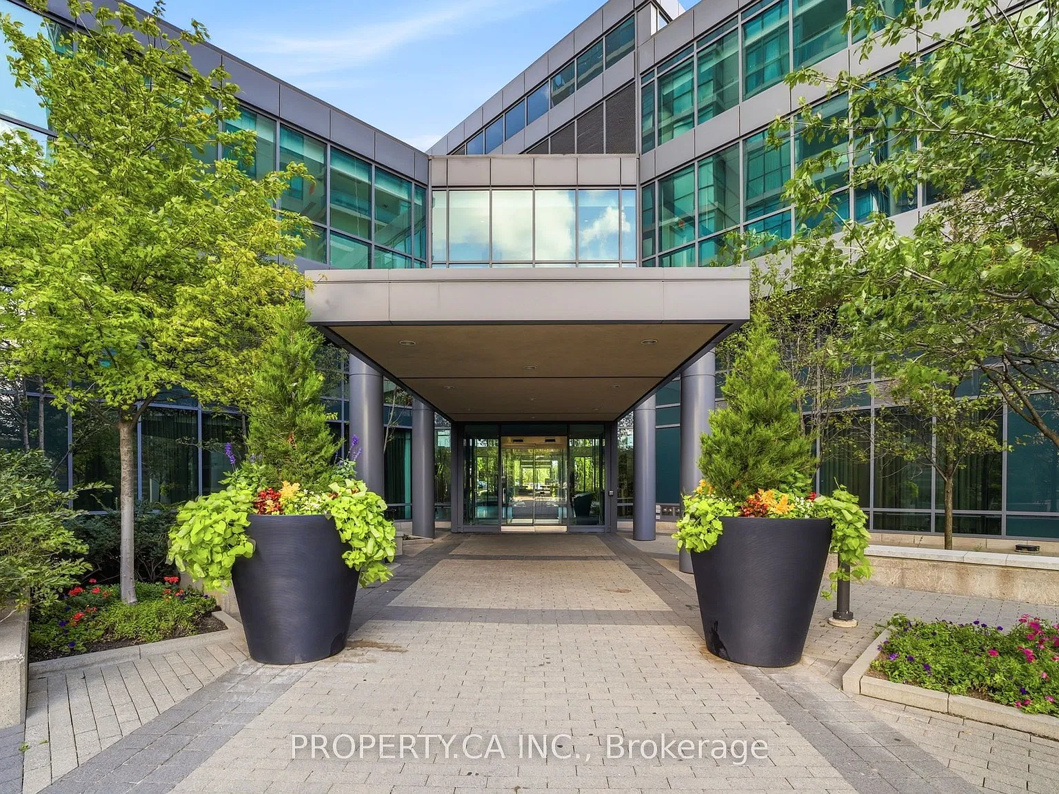 2 bed, $2,800 — Photo 2