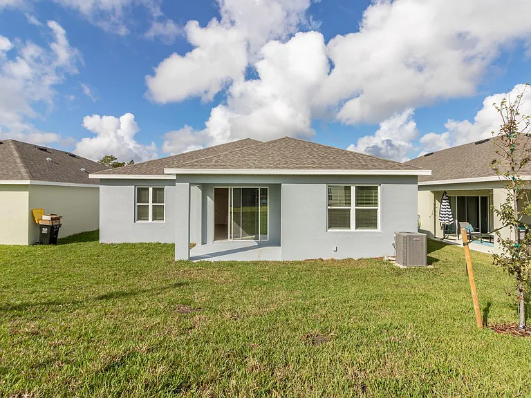 220 Hamlet Loop — Photo 6