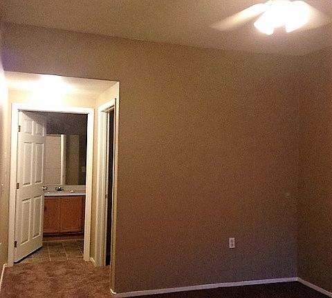 4th image of 10245 S Maryland Pkwy APT 162