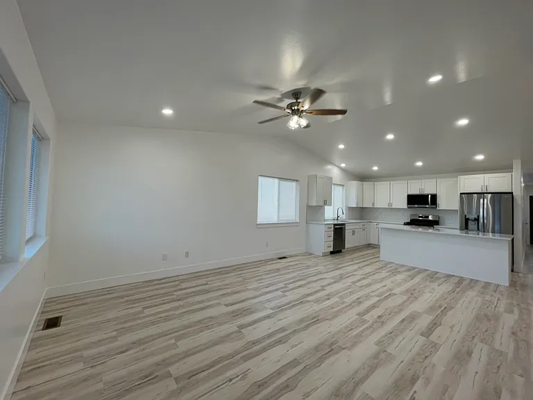 1709 N Williwaw Way #1 — Photo 4