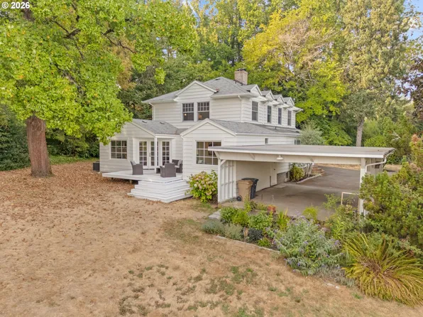 2300 Childs Rd, Lake Oswego, OR 97034