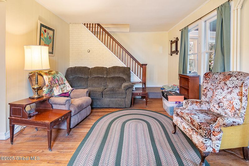 4th image of 60 Broderick Street