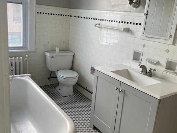 1 W Somerset St #4