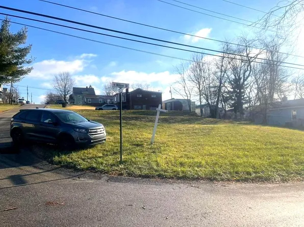 5401 Willow St, Bethel Park, PA 15102