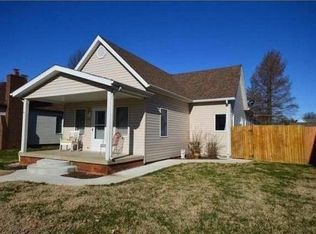 312 E Adams St, O'Fallon, IL 62269