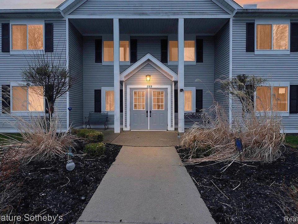 1st image of 1155 S Lake Dr Unit 71