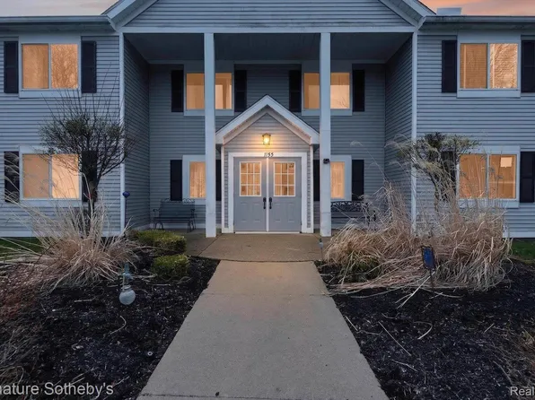1155 S Lake Dr Unit 71, Novi, MI 48377