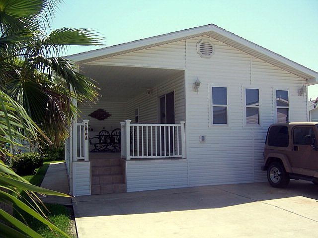 1st image of 534 W Clam Cir