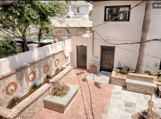 319 E Gaston Ln, Savannah, GA 31401