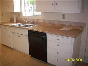 4th image of 505 W 25th St APT 3