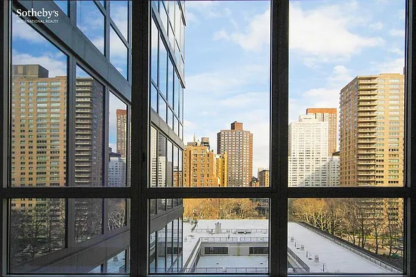 Rented by Sotheby's International Realty | media 2