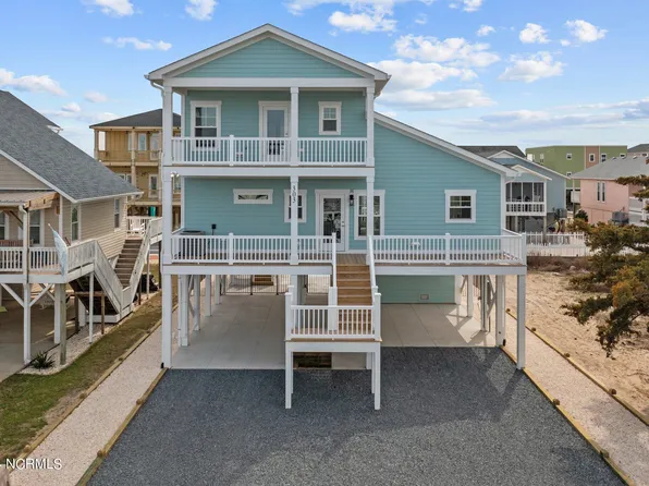 303 Sand Piper Lane, Holden Beach, NC 28462