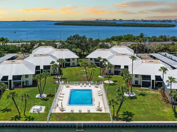 7300 SUNSHINE SKYWAY LANE S #202, ST PETERSBURG, FL 33711