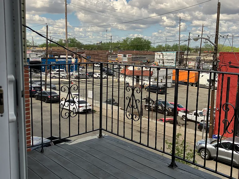 16 Western Ave #3 — Photo 6