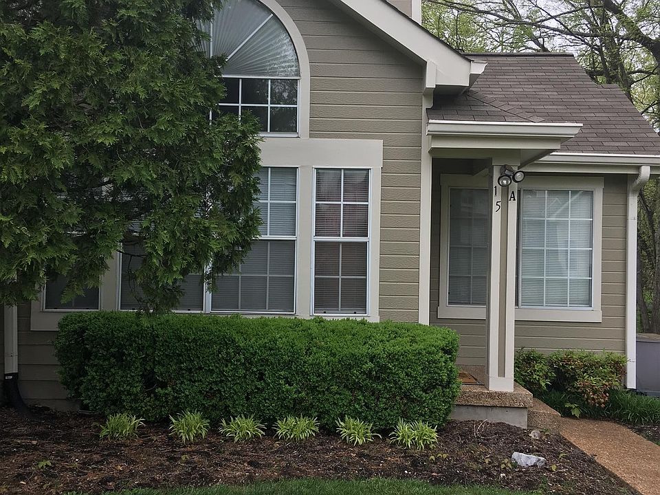 2nd image of 129 Cherry Hill Dr APT 15A