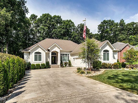 2nd image of 108 Oligi Ln