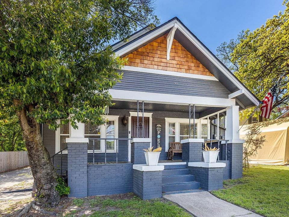 306 Davis St, Weatherford, TX 76086 MLS 20301589 Zillow