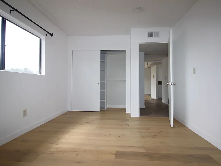 14029 Foothill — Photo 10
