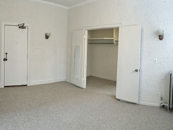 5th image of 5727 N Winthrop Ave APT 106