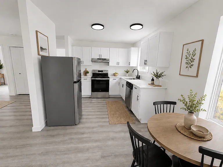 Pleasant Square Apartments — Photo 23