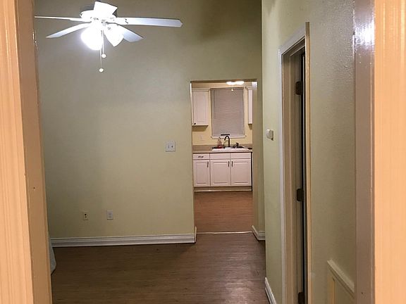4th image of 3729 S Jefferson Ave
