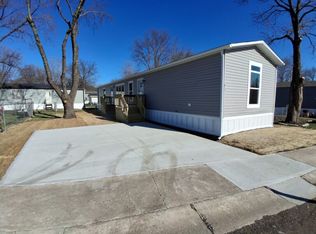 17311 E Us Highway 40 Site #B72, Independence, MO 64055