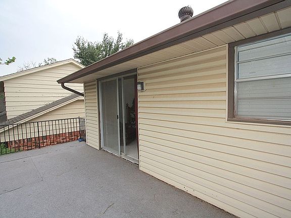 5th image of 11808 Somerville Dr
