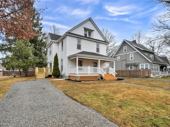 245 Arlington Blvd, Newton Falls, OH 44444