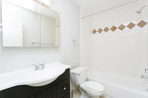 1190 Birch — Photo 26