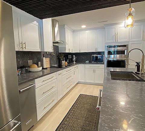 4th image of 198 Oak Ledge Dr