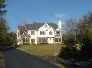 180 Chase Rd, Stroudsburg, PA 18360