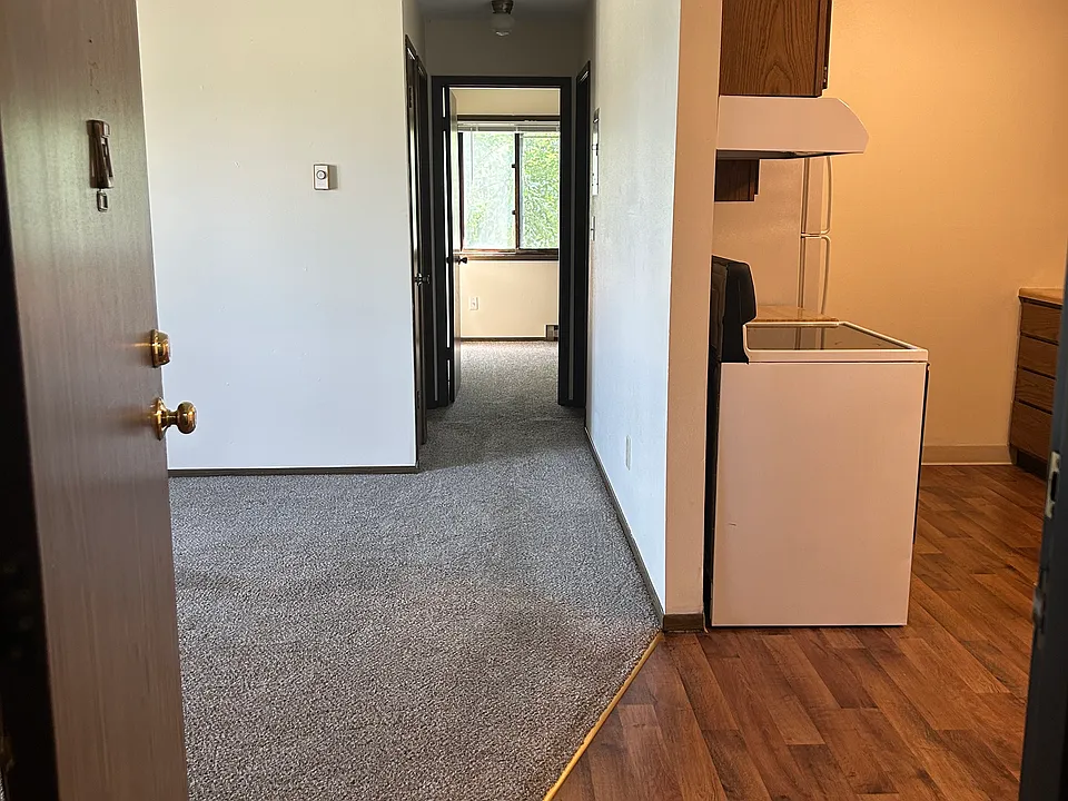 640 Fox Knoll Dr #3