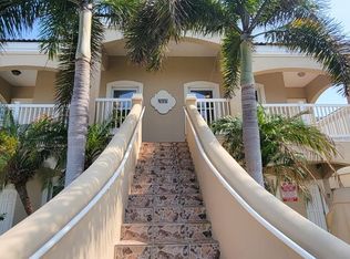 122 E Bahama St #4, South Padre Island, TX 78597