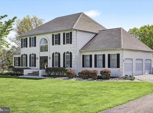 96 Autumn Dr, Newtown, PA 18940