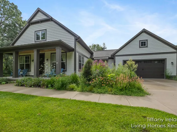 4615 Whitneyville Ave SE, Ada, MI 49301