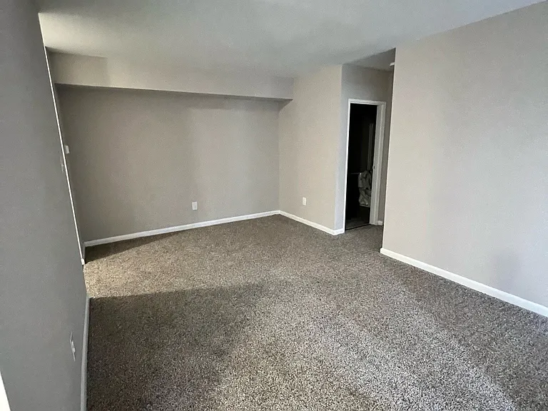 Autumn Ridge Apartments — Photo 55