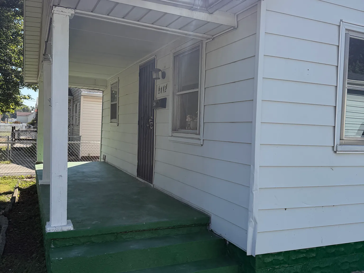 2 bed, 800 sqft, $1,100 — Photo 2