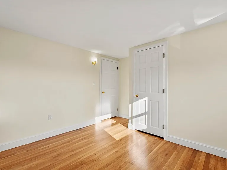 72 Cambridge Rd #2 — Photo 22