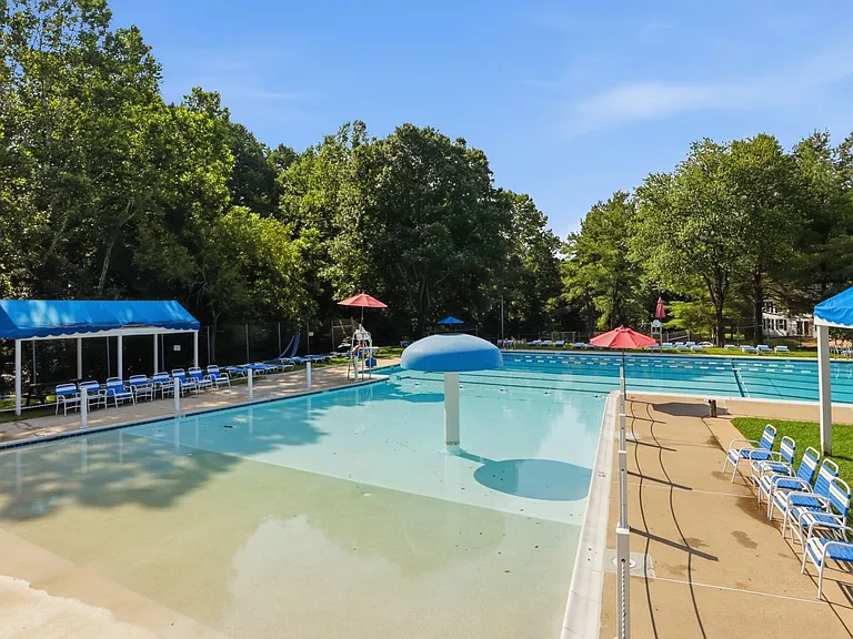 8818 Blue Sea Dr — Photo 46