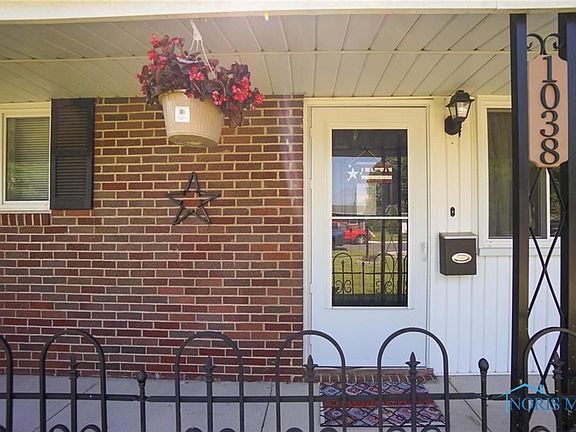 4th image of 1038 Brookside Dr