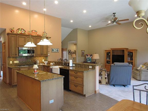 3rd image of 5499 Winter Brook Dr