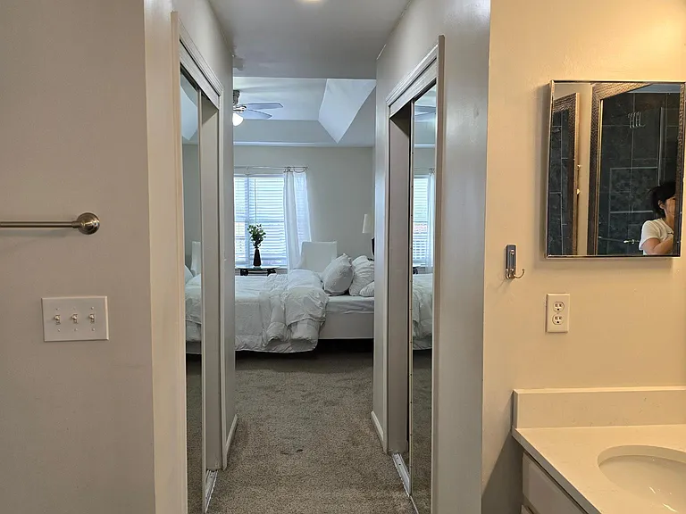 1652 Redstone Ct — Photo 32