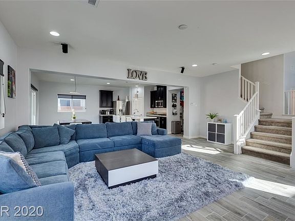 2nd image of 5651 Belgrano Vista Dr