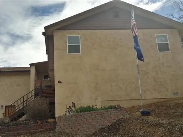64 Lakeair Dr, Wofford Heights, CA 93285